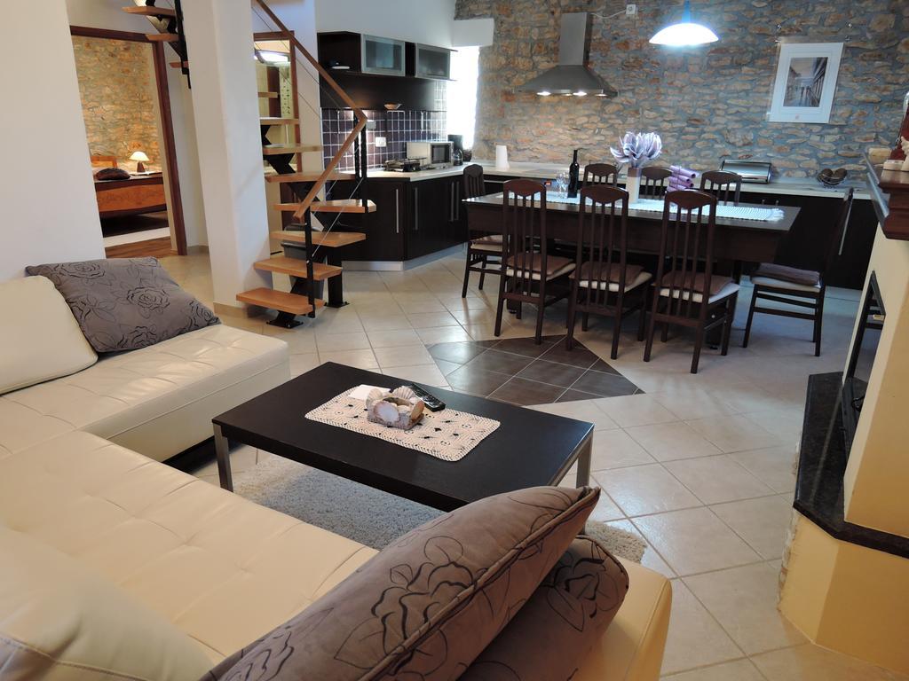 Willa Rural House Gluic Bogatić Pokój zdjęcie