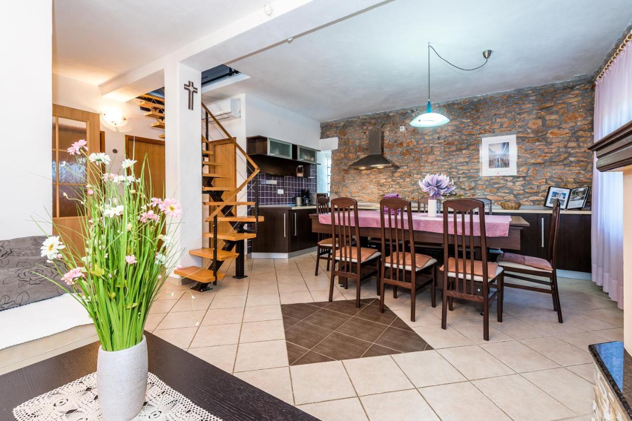 Willa Rural House Gluic Bogatić Zewnętrze zdjęcie