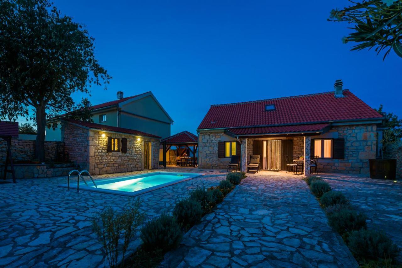 Willa Rural House Gluic Bogatić Zewnętrze zdjęcie